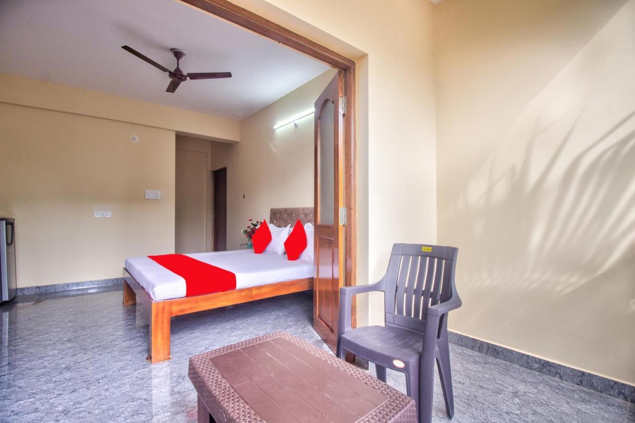 Renuka Holiday Inn Calangute Exterior photo